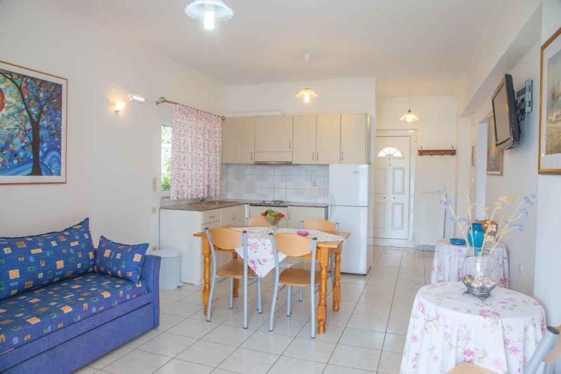 Dimosthenis Apartments Нидри Экстерьер фото